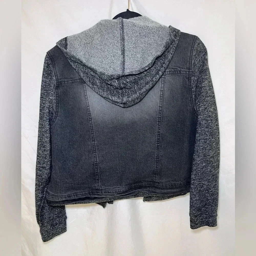 LEI Women’s Black Denim Jean Jacket with Hood and Knit Sleeves - Picture 5 of 7